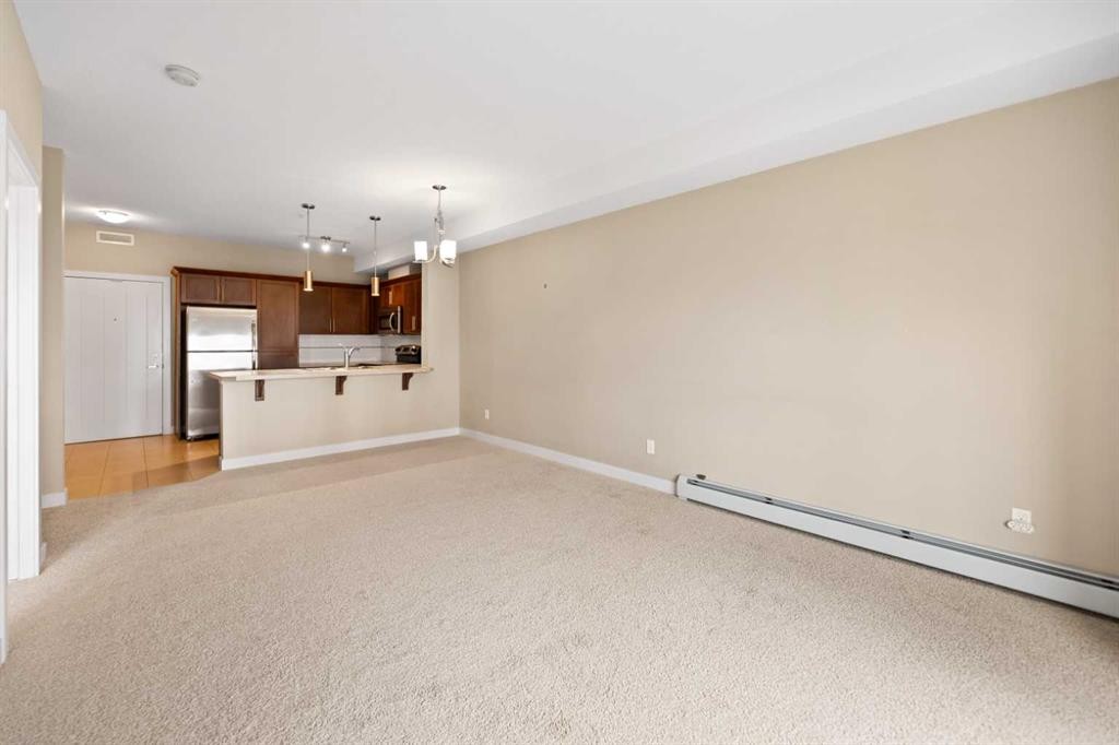 205-20 Royal Oak Plaza Nw, Calgary, AB - Indoor