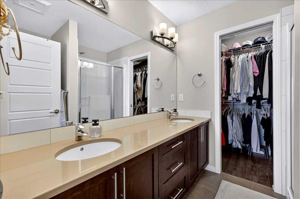 2003-280 Williamstown Close Nw, Airdrie, AB - Indoor Photo Showing Bathroom