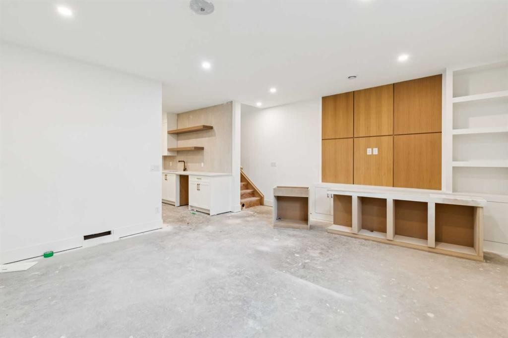 2609 5 Avenue Nw, Calgary, AB - Indoor