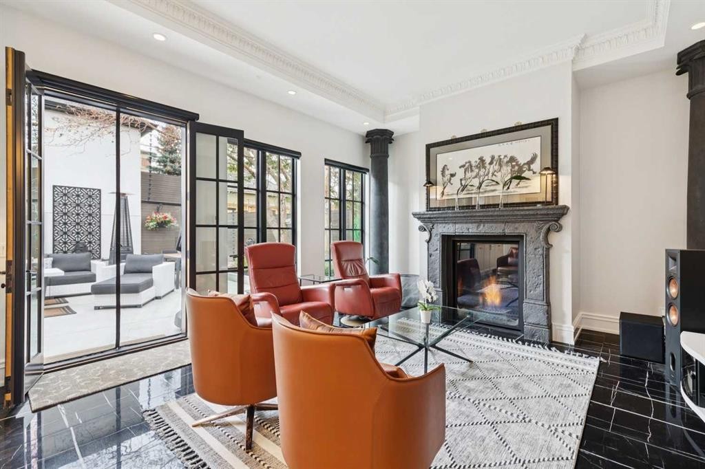 2814 14 Street Sw, Calgary, AB - Indoor Photo Showing Living Room With Fireplace