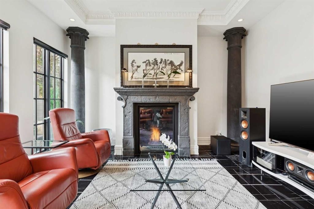 2814 14 Street Sw, Calgary, AB - Indoor Photo Showing Living Room With Fireplace