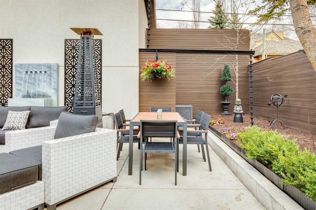 2814 14 Street Sw, Calgary, AB - Outdoor With Exterior