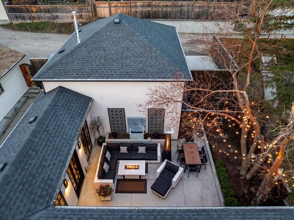 2814 14 Street Sw, Calgary, AB - Outdoor