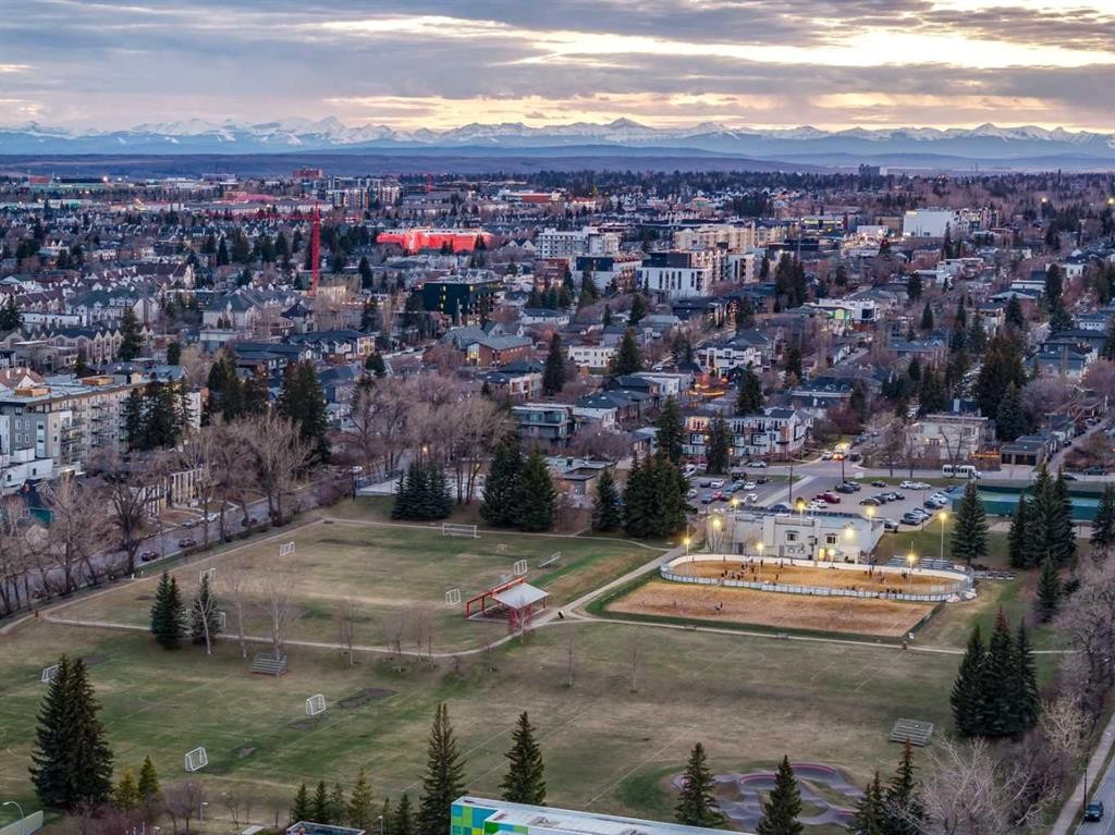 2814 14 Street Sw, Calgary, AB - Outdoor With View