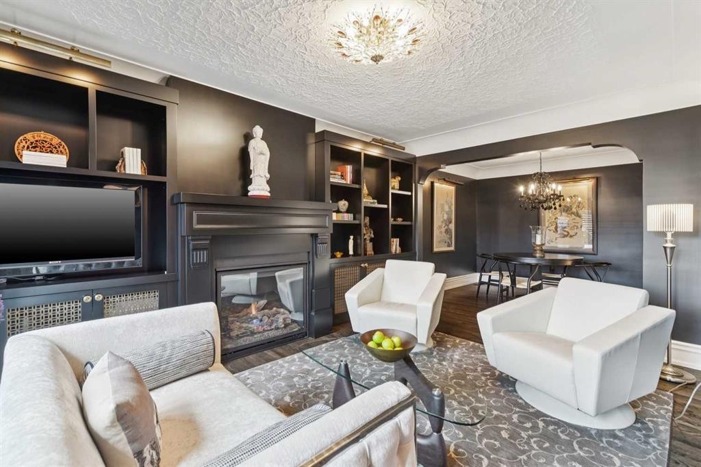 2814 14 Street Sw, Calgary, AB - Indoor Photo Showing Living Room With Fireplace