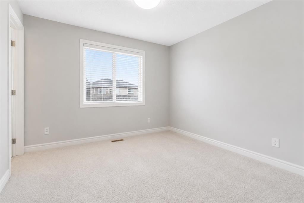 580 Savanna Boulevard, Calgary, AB - Indoor Photo Showing Other Room