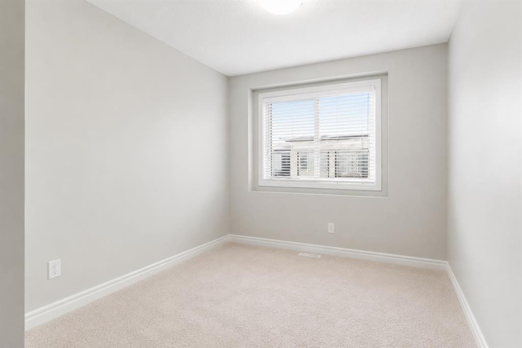 580 Savanna Boulevard, Calgary, AB - Indoor Photo Showing Other Room