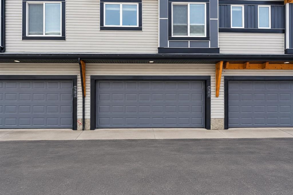 580 Savanna Boulevard, Calgary, AB - Outdoor With Exterior