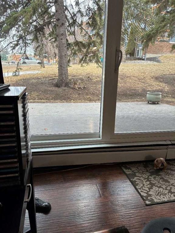 108-816 89 Avenue Sw, Calgary, AB - With View