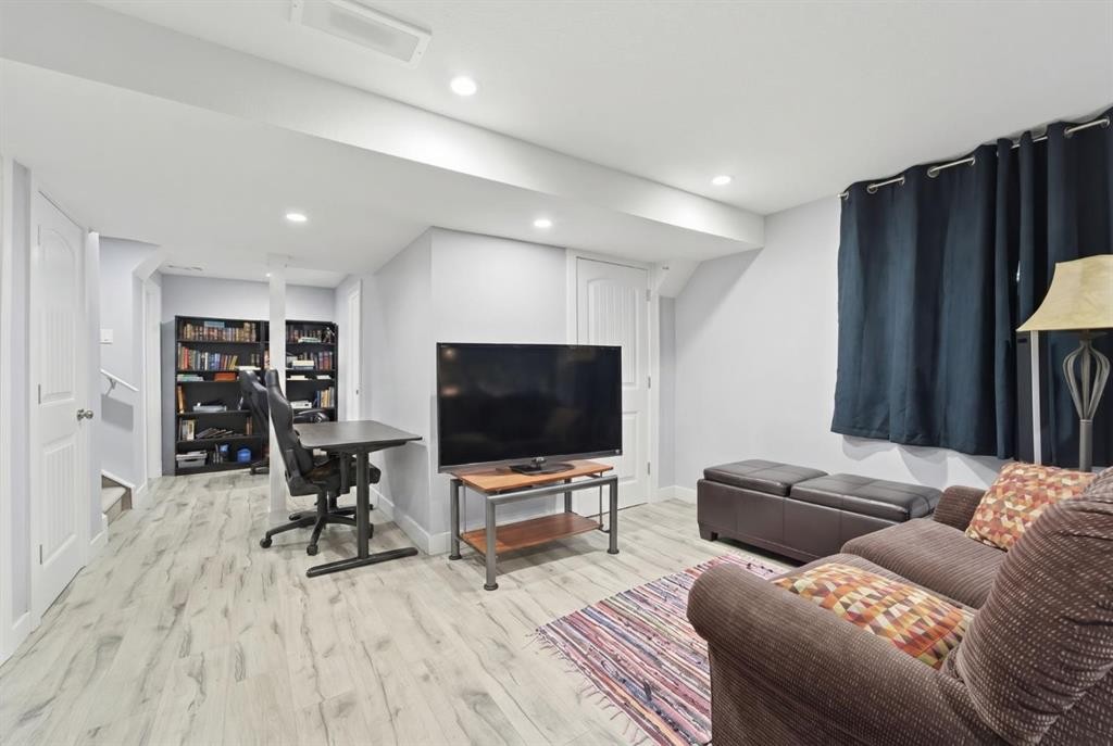 174 Morningside Circle Sw, Airdrie, AB - Indoor