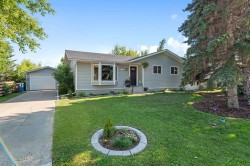 1203 1 Street NEThree Hills, AB T0M 2A0