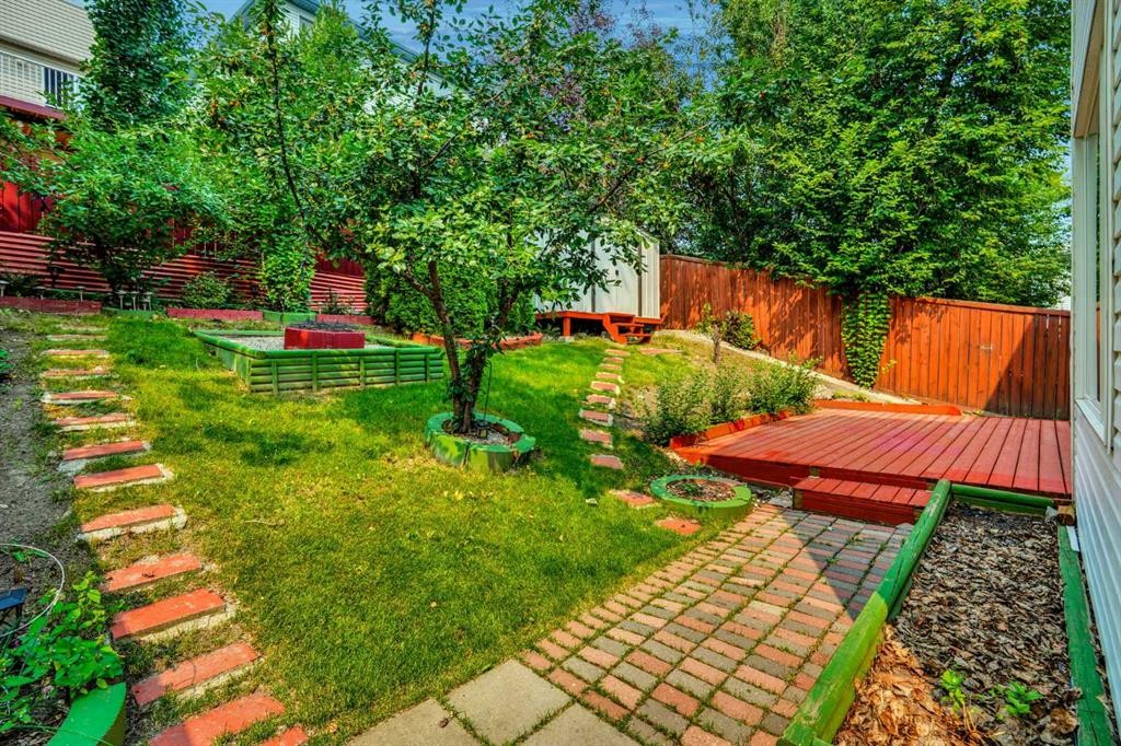 332 Harvest Hills Drive Ne, Calgary, AB - Outdoor With Deck Patio Veranda