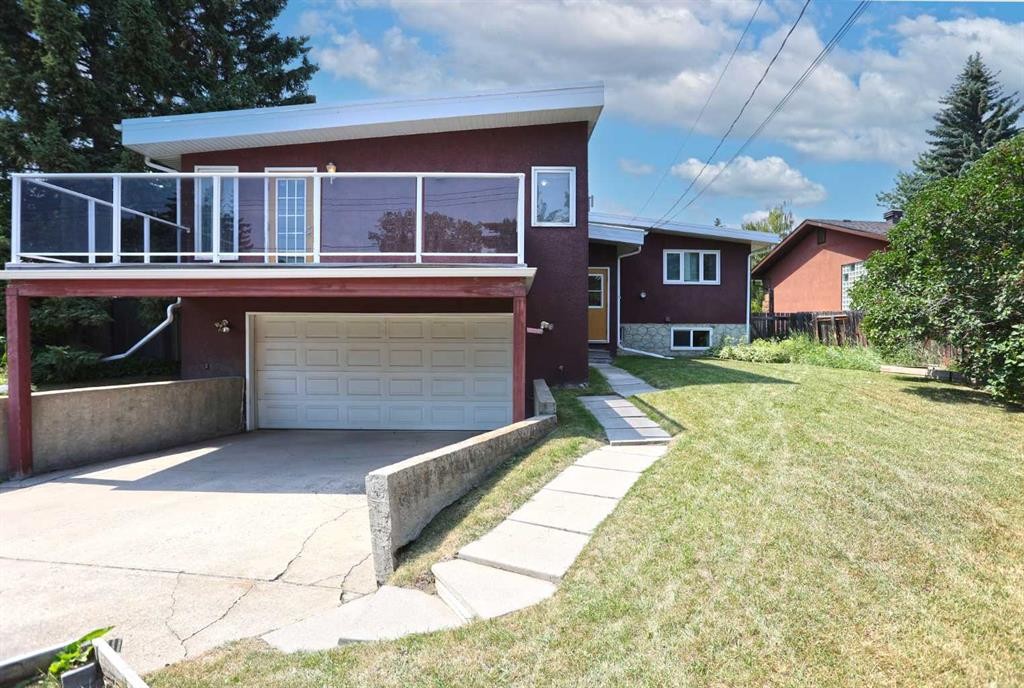 4904 Verulum Place Nw, Calgary, AB - Outdoor With Balcony
