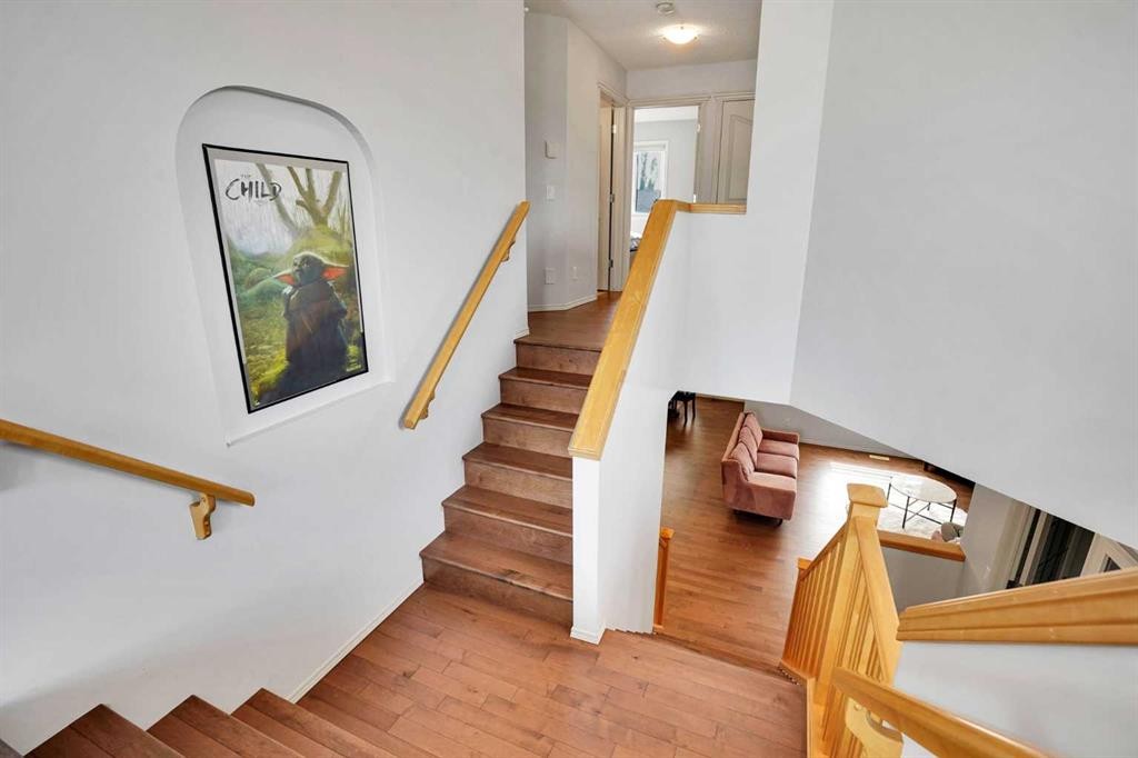 101 Royal Oak Crescent Nw, Calgary, AB - Indoor Photo Showing Other Room