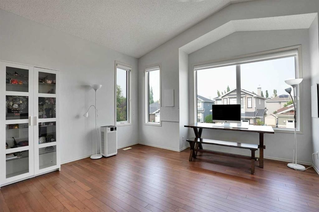 101 Royal Oak Crescent Nw, Calgary, AB - Indoor