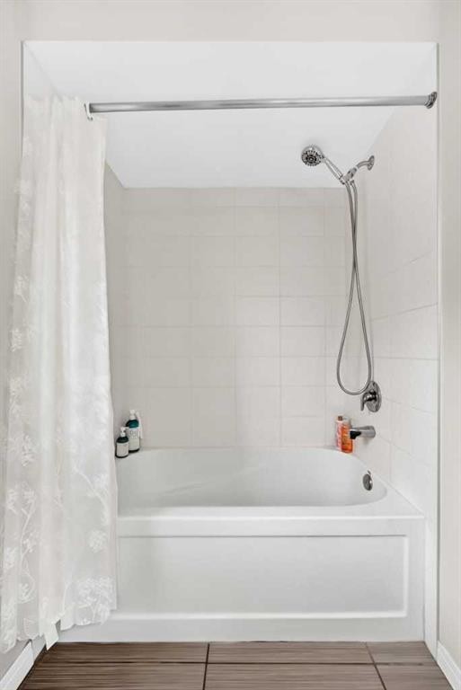 535 Windstone Common Sw, Airdrie, AB - Indoor Photo Showing Bathroom