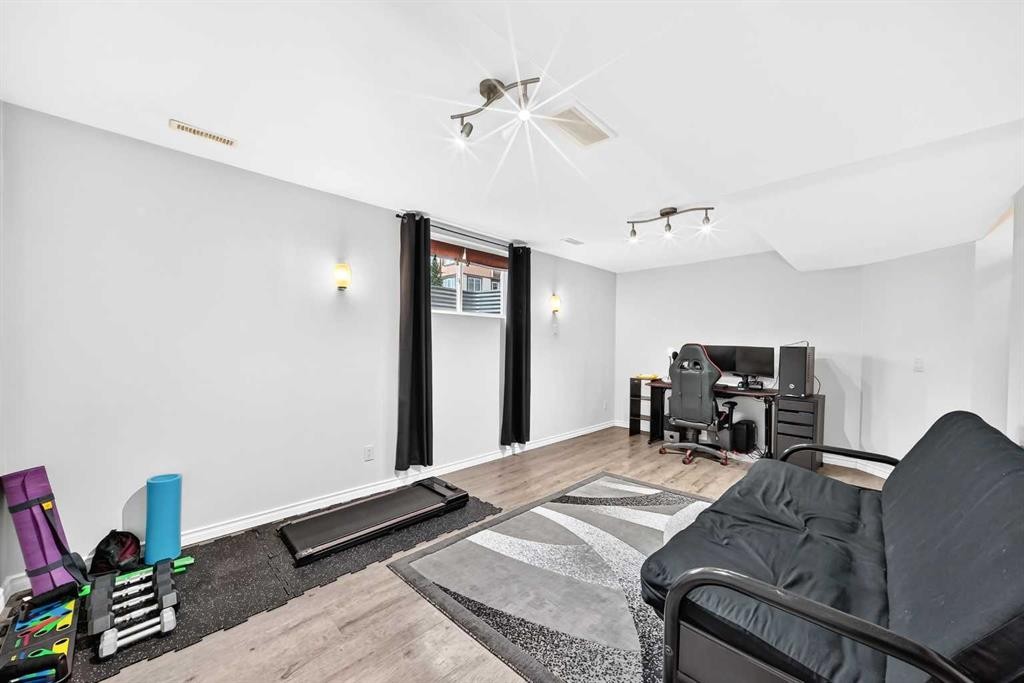 535 Windstone Common Sw, Airdrie, AB - Indoor