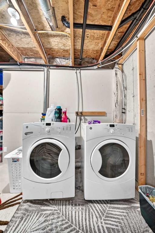 535 Windstone Common Sw, Airdrie, AB - Indoor Photo Showing Laundry Room