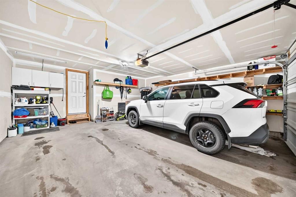 535 Windstone Common Sw, Airdrie, AB - Indoor Photo Showing Garage
