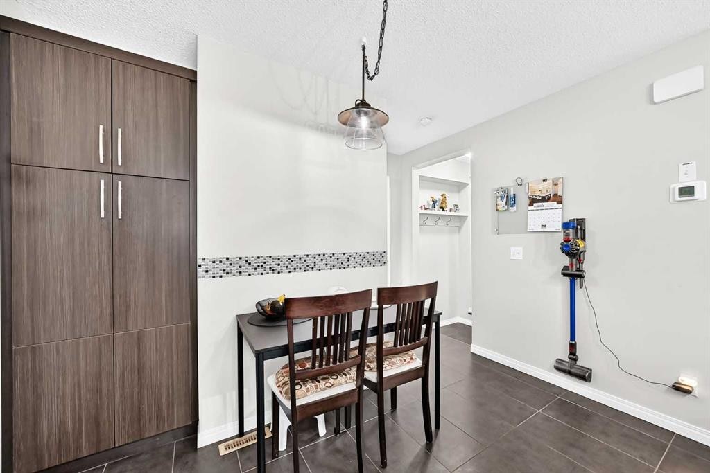 535 Windstone Common Sw, Airdrie, AB - Indoor