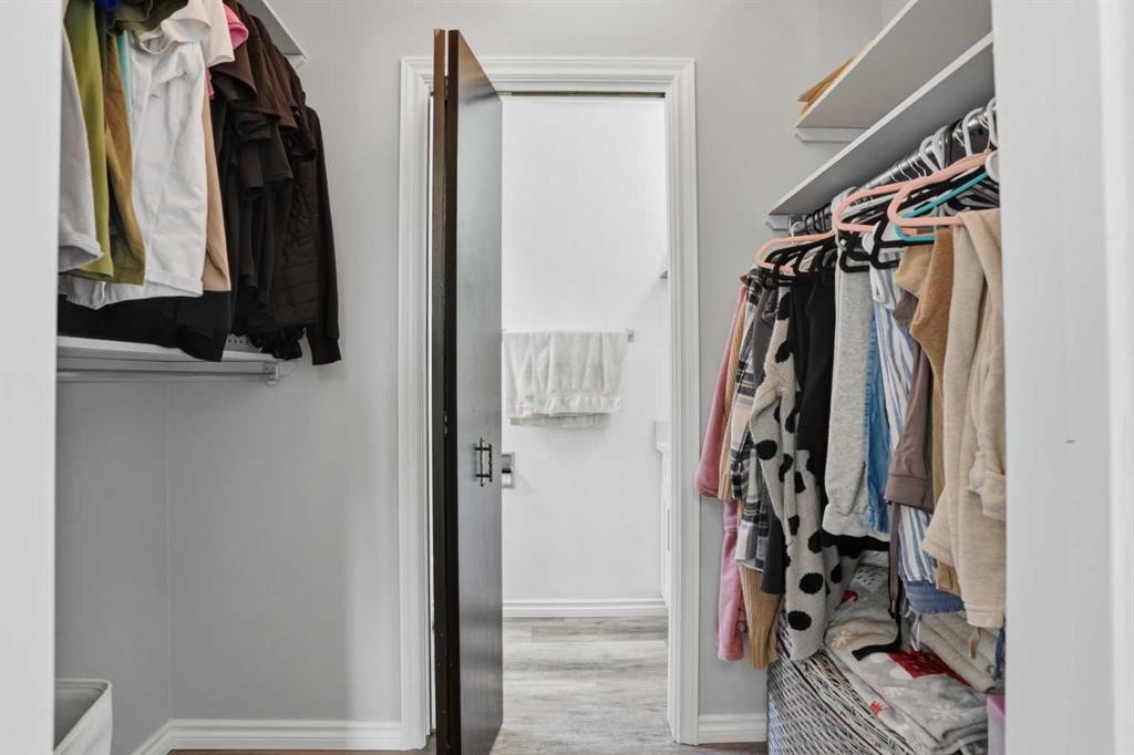 203 Shawglen Road Sw, Calgary, AB - Indoor With Storage