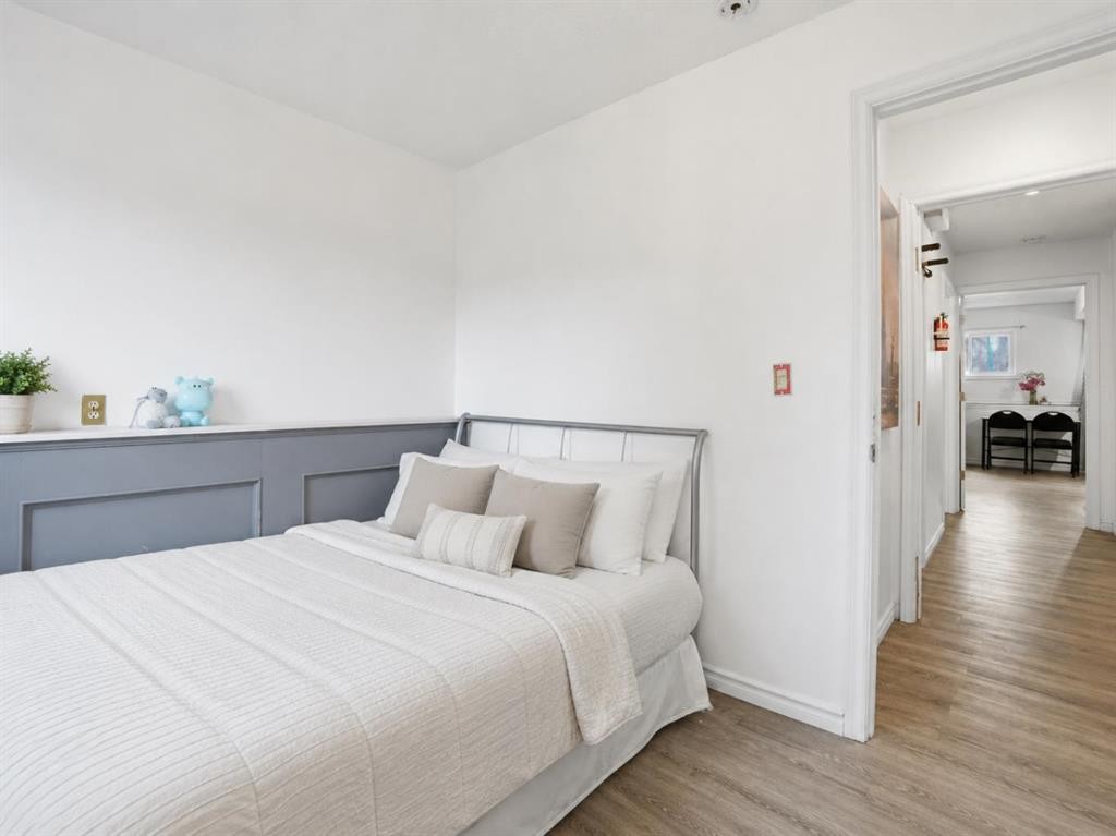 203 Shawglen Road Sw, Calgary, AB - Indoor Photo Showing Bedroom