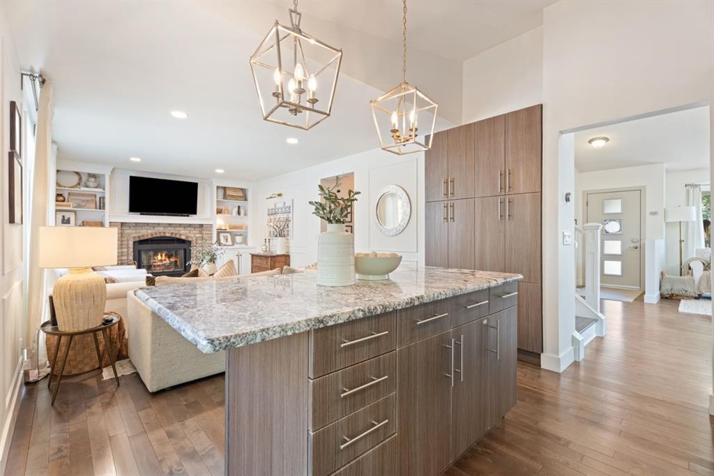 36 Sunvista Place Se, Calgary, AB - Indoor Photo Showing Kitchen With Upgraded Kitchen