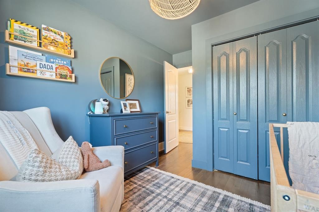 36 Sunvista Place Se, Calgary, AB - Indoor Photo Showing Bedroom