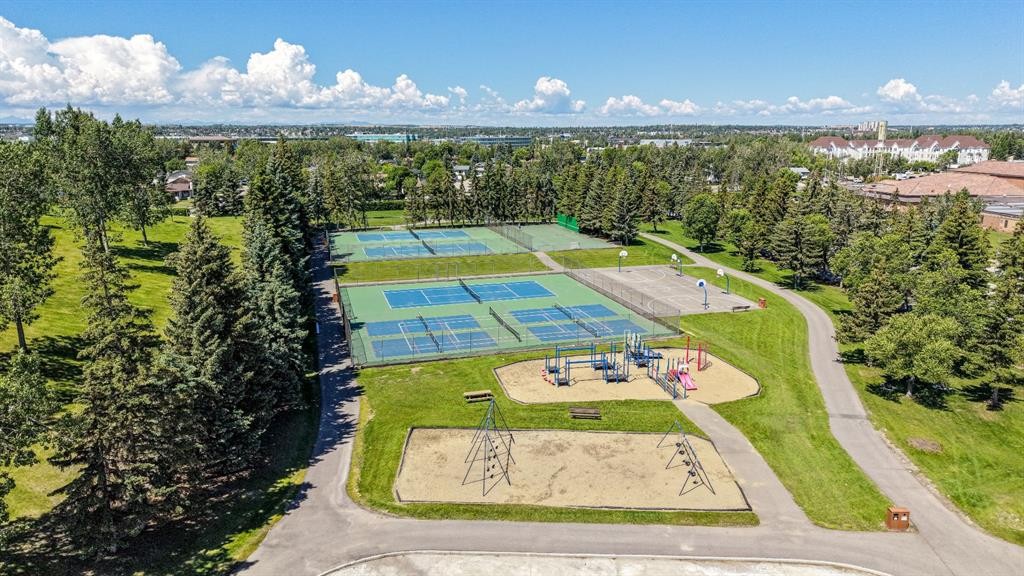 36 Sunvista Place Se, Calgary, AB - Outdoor With View
