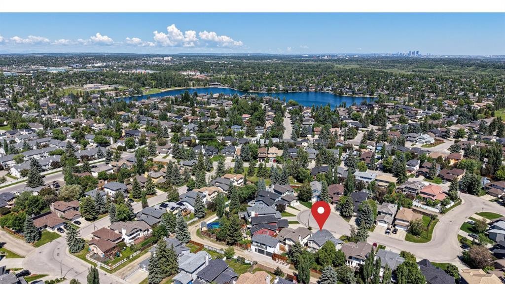 36 Sunvista Place Se, Calgary, AB - Outdoor With View