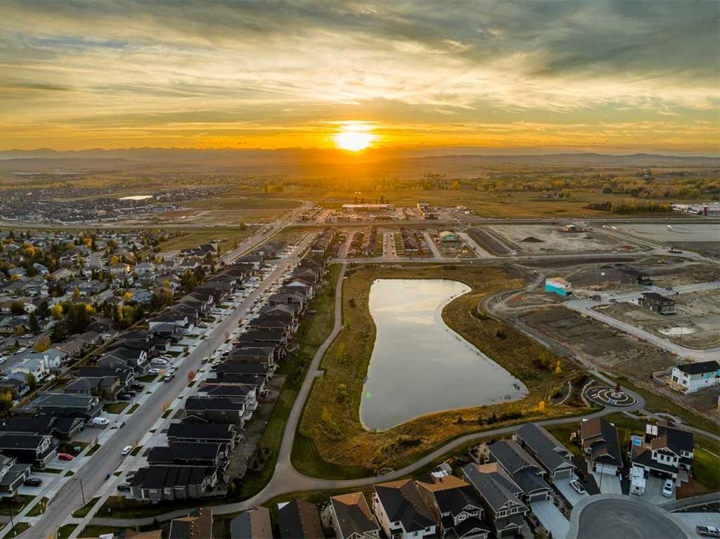 152 Threepoint Cove, Okotoks, AB -