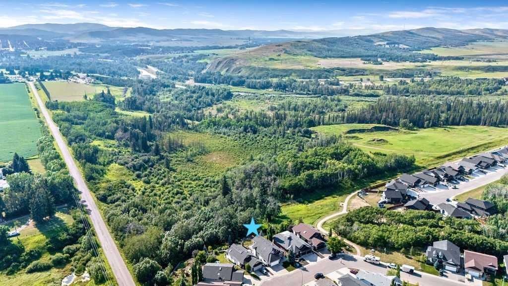 259 Willow Ridge Manor, Diamond Valley, AB - Outdoor With View