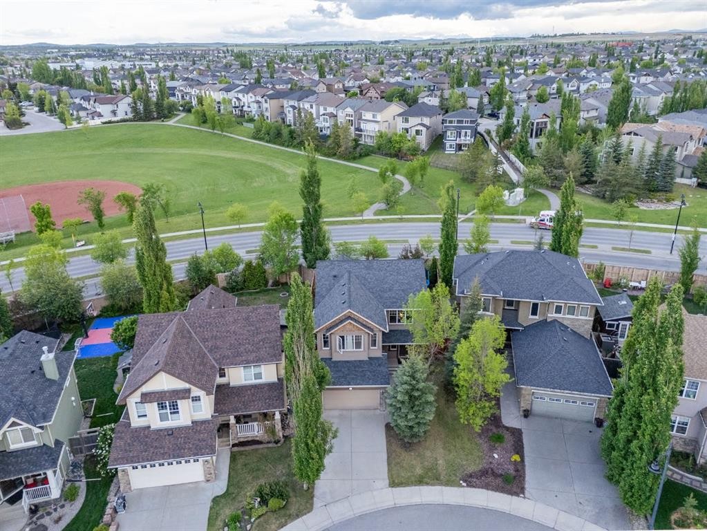 575 Evergreen Circle Sw, Calgary, AB - Outdoor