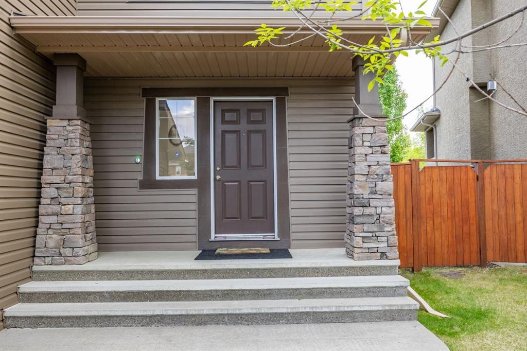 575 Evergreen Circle Sw, Calgary, AB - Outdoor With Exterior