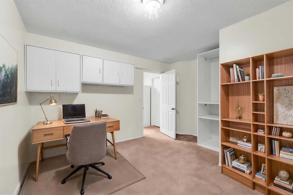 68 Catalina Circle Ne, Calgary, AB - Indoor Photo Showing Office