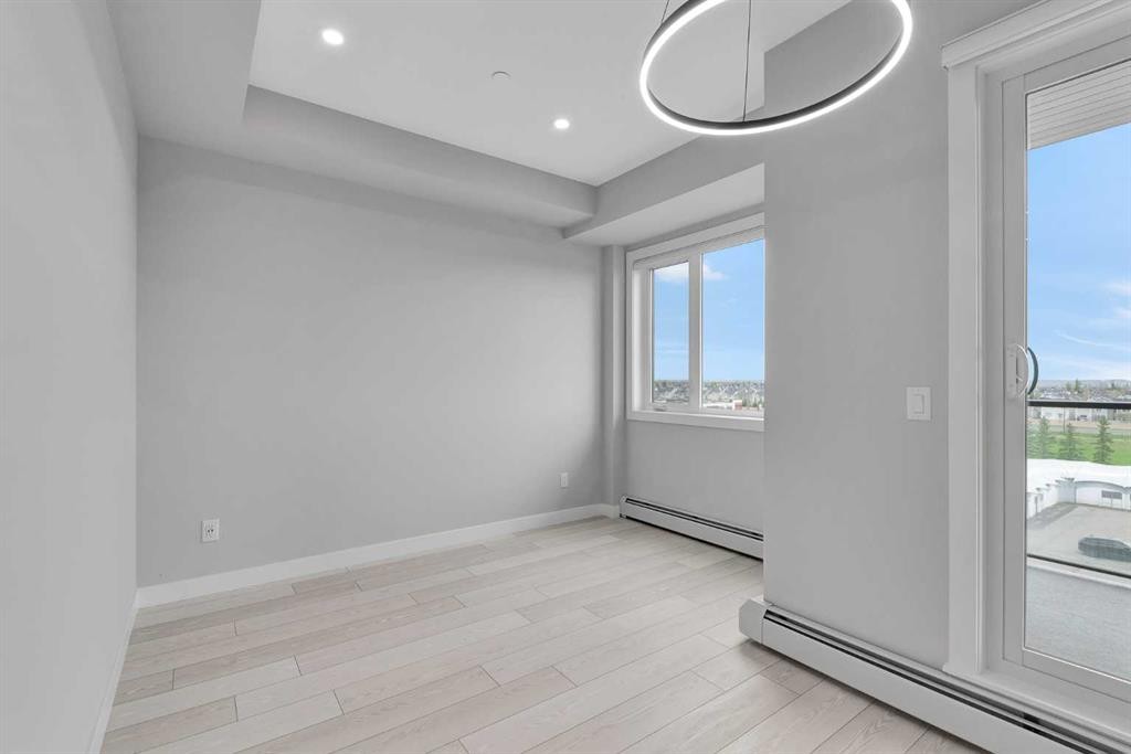 516-8230 Broadcast Avenue Sw, Calgary, AB - Indoor Photo Showing Other Room