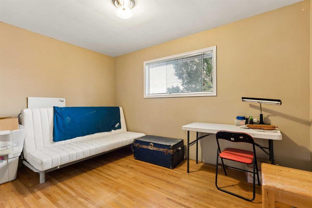 440 36 Avenue Nw, Calgary, AB - Indoor