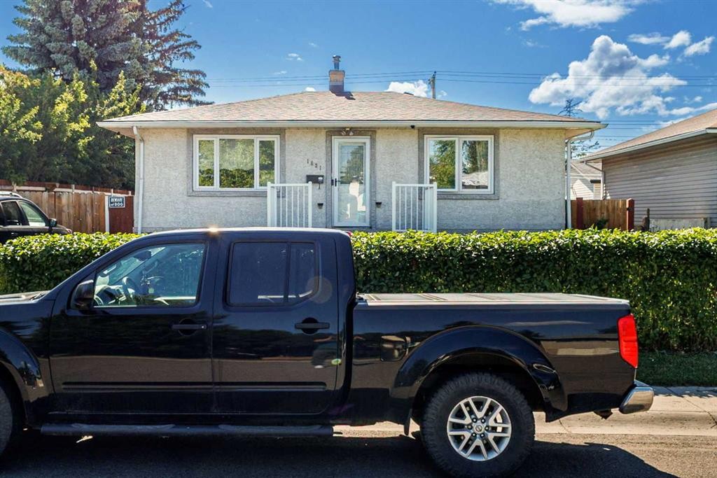 1831 43 Street Se, Calgary, AB - Outdoor
