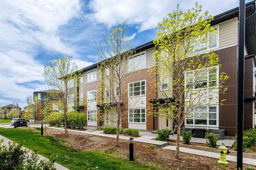 506 Evansridge Park Nw, Calgary, AB - Outdoor With Facade