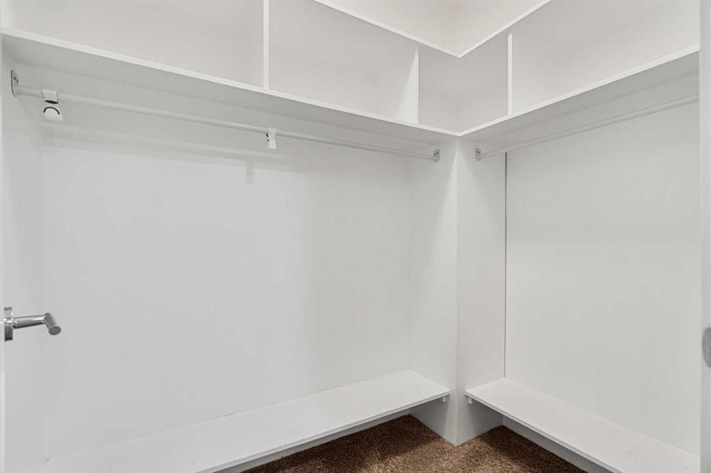 4828 20 Avenue Nw, Calgary, AB - Indoor