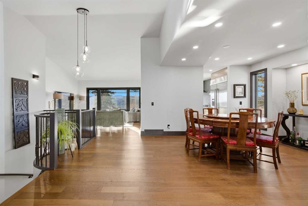 38 Sunrise Way, Priddis Greens, AB - Indoor Photo Showing Dining Room
