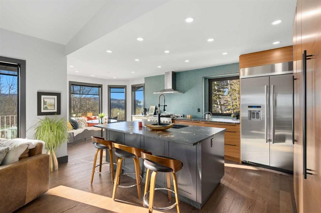 38 Sunrise Way, Priddis Greens, AB - Indoor
