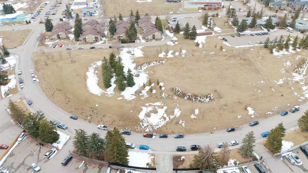 201-512 Cedar Crescent Sw, Calgary, AB - Outdoor With View