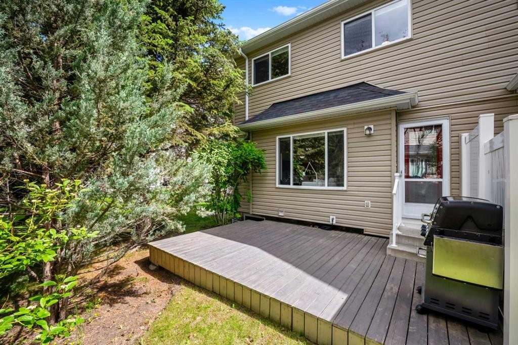 40 Chaparral Ridge Terrace Se, Calgary, AB - Outdoor With Exterior