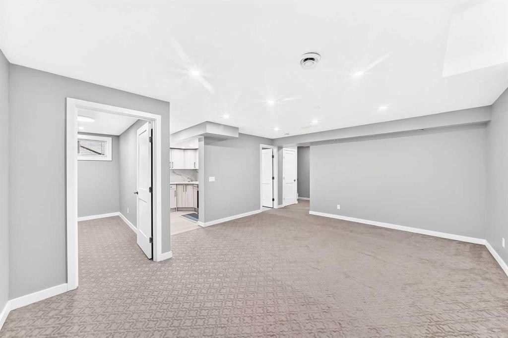 29 Redstone Manor, Calgary, AB - Indoor Photo Showing Other Room
