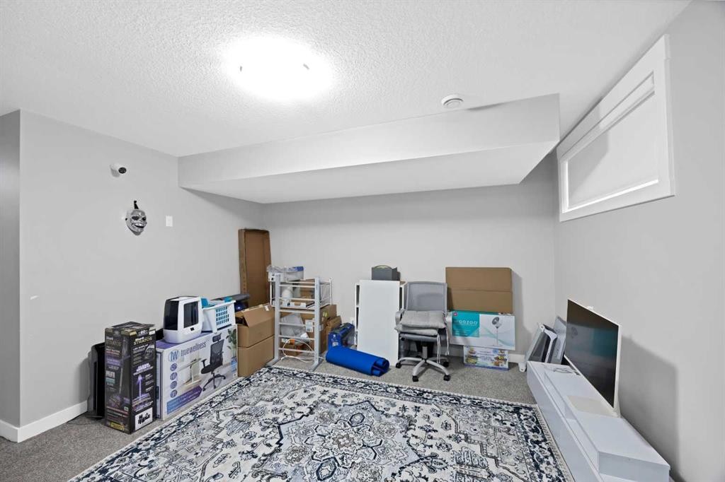 109 Skyview Parade Ne, Calgary, AB - Indoor
