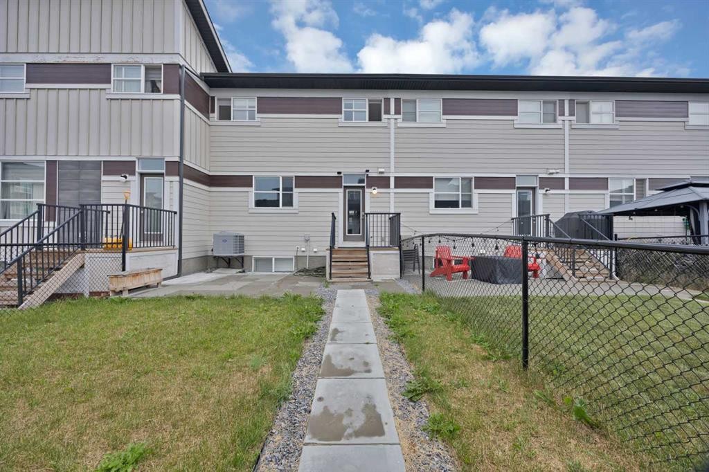 109 Skyview Parade Ne, Calgary, AB - Outdoor