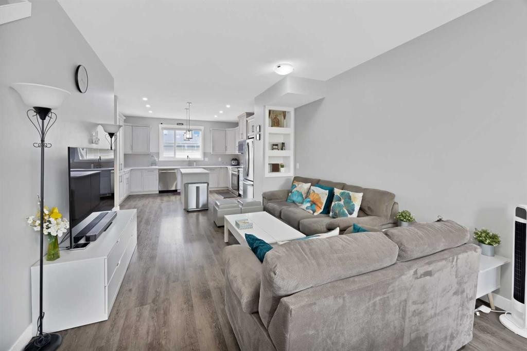 109 Skyview Parade Ne, Calgary, AB - Indoor Photo Showing Living Room