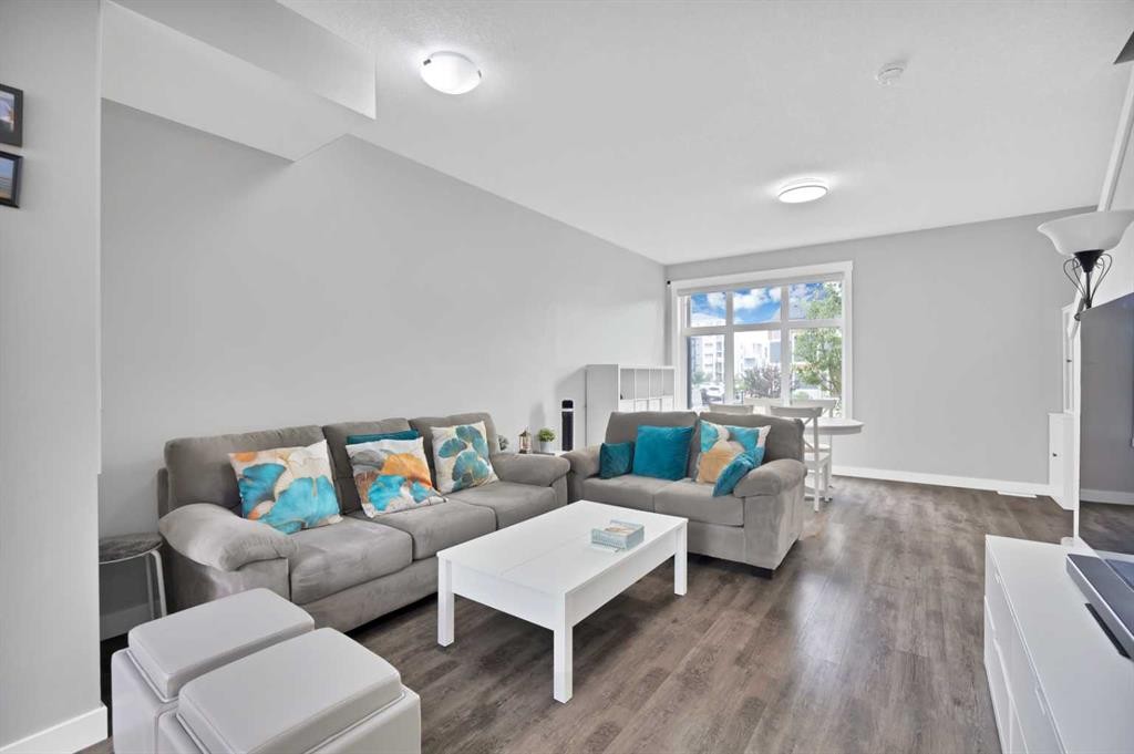 109 Skyview Parade Ne, Calgary, AB - Indoor Photo Showing Living Room