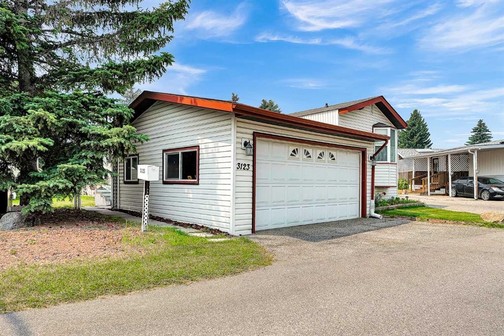 3123 Burroughs Manor Ne, Calgary, AB